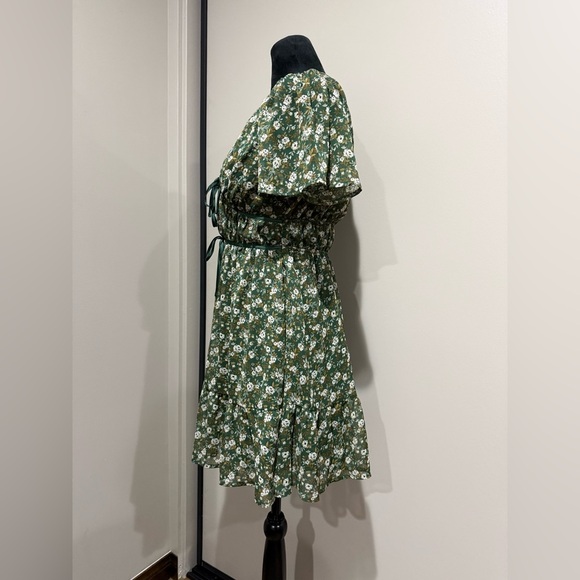 Blu Pepper Olive Floral Tie-Front Mini Dress - Picture 3 of 7